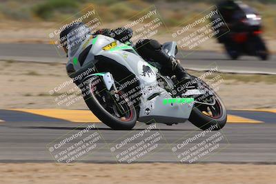 media/Sep-30-2023-SoCal Trackdays (Sat) [[636657bffb]]/Turn 16 (1145am)/